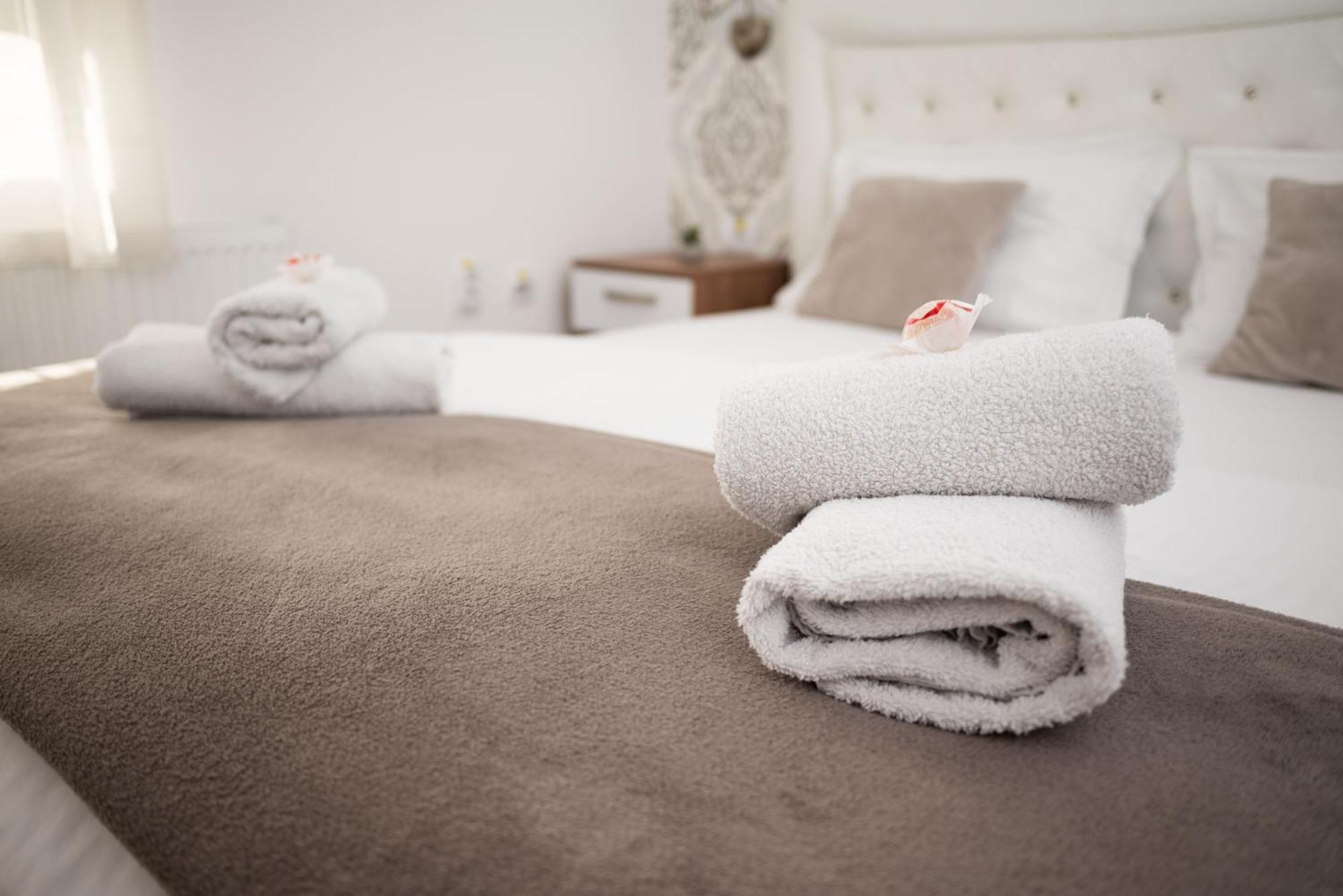 Apartment Primula スボティツァ エクステリア 写真